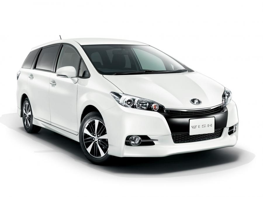  Toyota Wish 1.8S Monotone 2013 года  (фото 2 из 2)